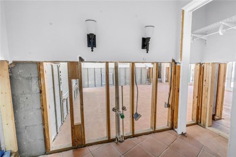 House in Saint Pete Beach, Florida 3 bedrooms, 158.31 sq.m. № 1911239 - photo 30