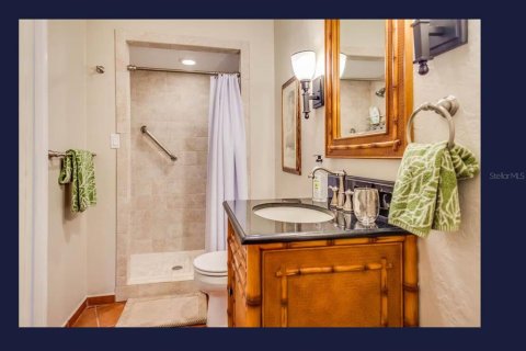 House in Saint Pete Beach, Florida 3 bedrooms, 158.31 sq.m. № 1911239 - photo 29