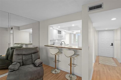 Купить кондоминиум в Порт-Ричи, Флорида 5 комнат, 95.22м2, № 2217110 - фото 14