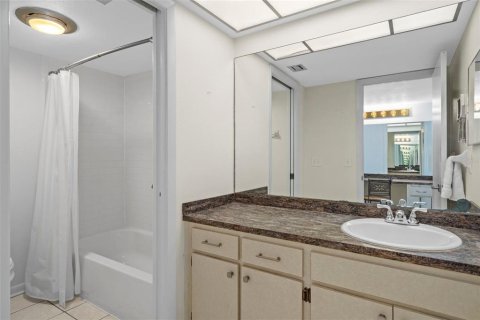 Купить кондоминиум в Порт-Ричи, Флорида 5 комнат, 95.22м2, № 2217110 - фото 29