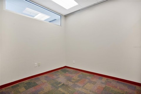 Купить коммерческую недвижимость в Орландо, Флорида 428.74м2, № 1741148 - фото 28