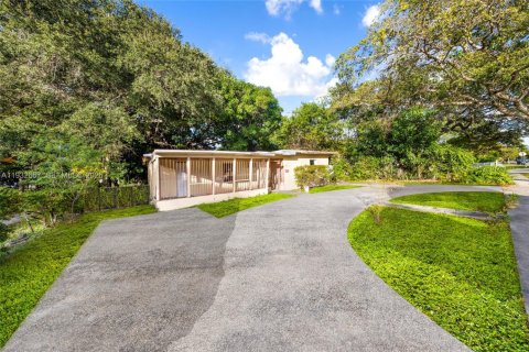 Casa en venta en North Miami, Florida, 2 dormitorios, 103.12 m2 № 1998171 - foto 25