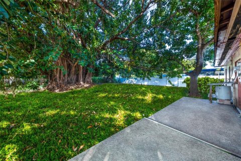 Casa en venta en North Miami, Florida, 2 dormitorios, 103.12 m2 № 1998171 - foto 20
