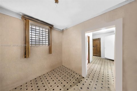 Casa en venta en North Miami, Florida, 2 dormitorios, 103.12 m2 № 1998171 - foto 10