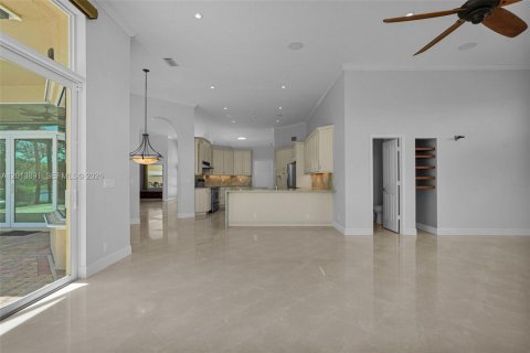 Casa en venta en Weston, Florida, 5 dormitorios, 266.63 m2 № 2076028 - foto 26