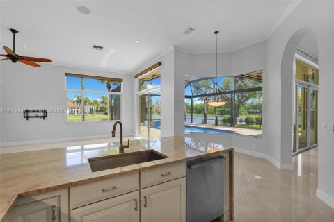 Casa en venta en Weston, Florida, 5 dormitorios, 266.63 m2 № 2076028 - foto 18
