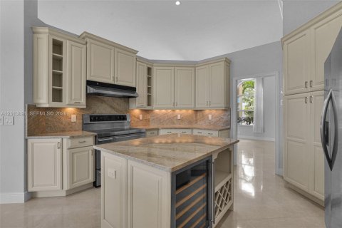 Casa en venta en Weston, Florida, 5 dormitorios, 266.63 m2 № 2076028 - foto 19