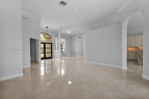 Casa en venta en Weston, Florida, 5 dormitorios, 266.63 m2 № 2076028 - foto 10