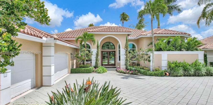 Casa en Weston, Florida 5 dormitorios, 266.63 m2 № 2076028