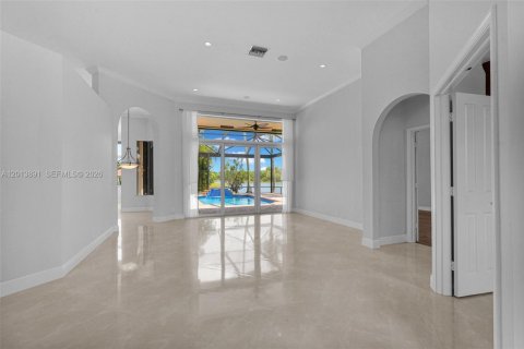 Casa en venta en Weston, Florida, 5 dormitorios, 266.63 m2 № 2076028 - foto 6