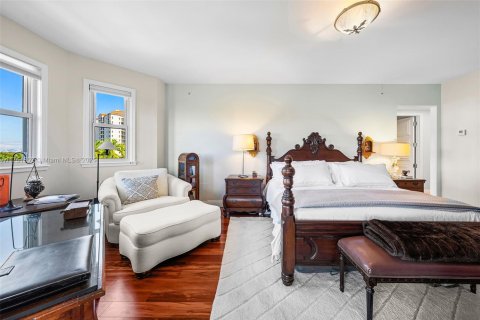 Condo in Coral Gables, Florida, 3 bedrooms  № 1706524 - photo 15