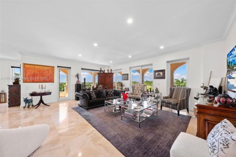Condo in Coral Gables, Florida, 3 bedrooms  № 1706524 - photo 4