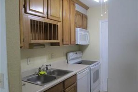 Condominio en alquiler en Fort Lauderdale, Florida, 1 dormitorio, 70.23 m2 № 2146673 - foto 5