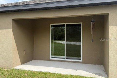 Villa ou maison à vendre à Poinciana, Floride: 3 chambres, 130.43 m2 № 2395542 - photo 14