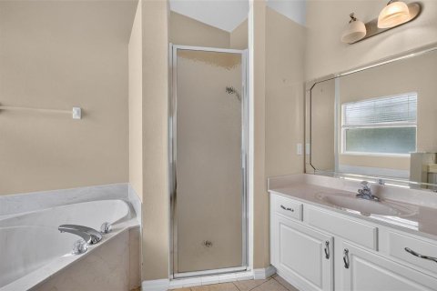 House in Ocala, Florida 4 bedrooms, 267.74 sq.m. № 2138426 - photo 17