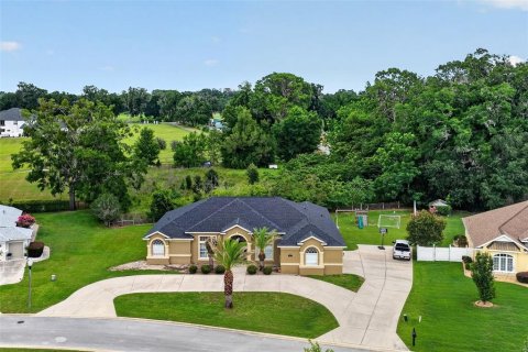 House in Ocala, Florida 4 bedrooms, 267.74 sq.m. № 2138426 - photo 5