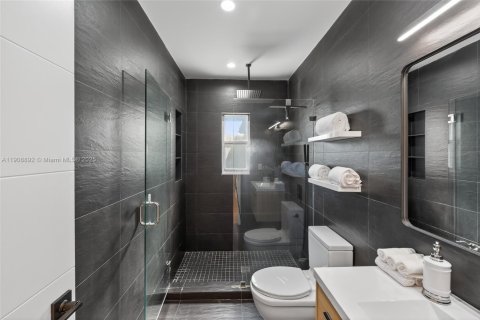 Villa ou maison à vendre à Miami Shores, Floride: 2 chambres, 113.81 m2 № 1964780 - photo 29