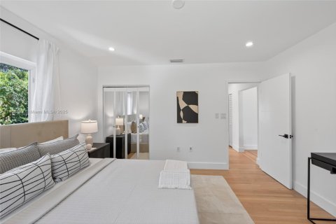 Villa ou maison à vendre à Miami Shores, Floride: 2 chambres, 113.81 m2 № 1964780 - photo 24