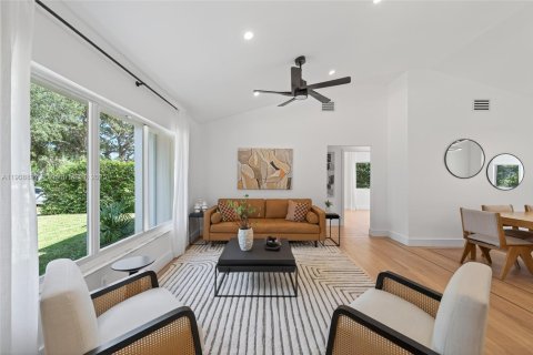 Villa ou maison à vendre à Miami Shores, Floride: 2 chambres, 113.81 m2 № 1964780 - photo 6
