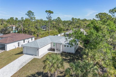 House in North Port, Florida 3 bedrooms, 149.57 sq.m. № 1580789 - photo 27