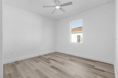 House in North Port, Florida 3 bedrooms, 149.57 sq.m. № 1580789 - photo 21