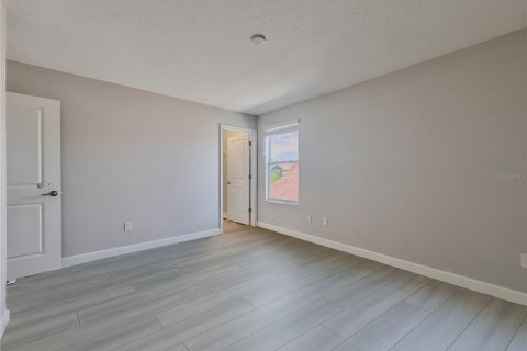 Casa en alquiler en Orlando, Florida, 5 dormitorios, 305.46 m2 № 1902960 - foto 25