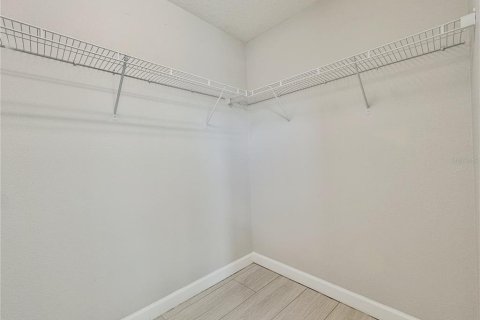 Casa en alquiler en Orlando, Florida, 5 dormitorios, 305.46 m2 № 1902960 - foto 22