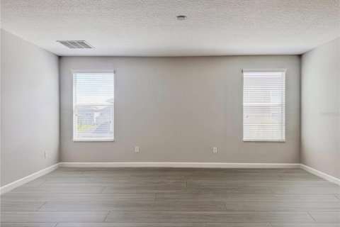 Casa en alquiler en Orlando, Florida, 5 dormitorios, 305.46 m2 № 1902960 - foto 12