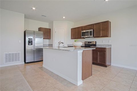 Villa ou maison à louer à Haines City, Floride: 3 chambres, 134.71 m2 № 1848227 - photo 5
