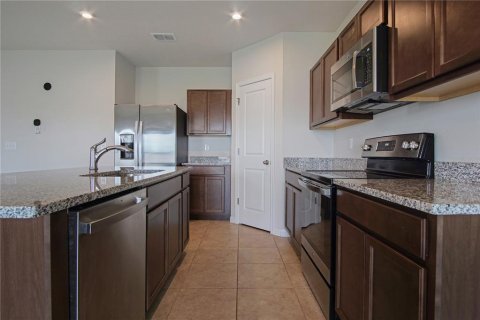 Villa ou maison à louer à Haines City, Floride: 3 chambres, 134.71 m2 № 1848227 - photo 7