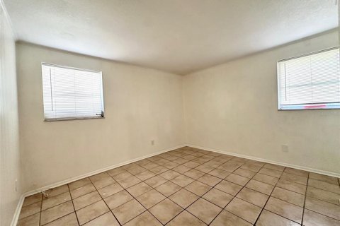 Villa ou maison à louer à Seminole, Floride: 3 chambres, 96.99 m2 № 2114132 - photo 9