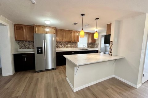 Villa ou maison à louer à Seminole, Floride: 3 chambres, 96.99 m2 № 2114132 - photo 3