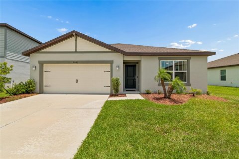 House in Plant City, Florida 4 bedrooms, 171.31 sq.m. № 2394260 - photo 2