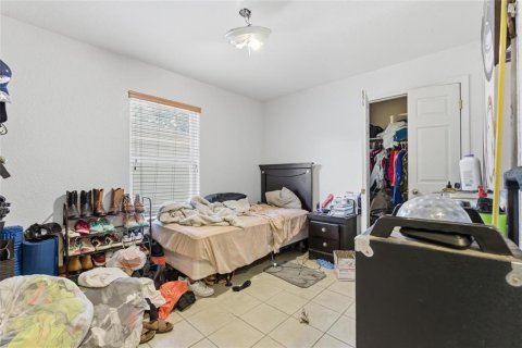 House in Tampa, Florida 3 bedrooms, 109.25 sq.m. № 2215094 - photo 14