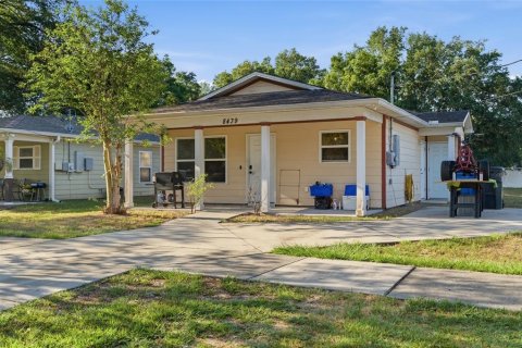 House in Tampa, Florida 3 bedrooms, 109.25 sq.m. № 2215094 - photo 2