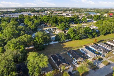 House in Tampa, Florida 3 bedrooms, 109.25 sq.m. № 2215094 - photo 30