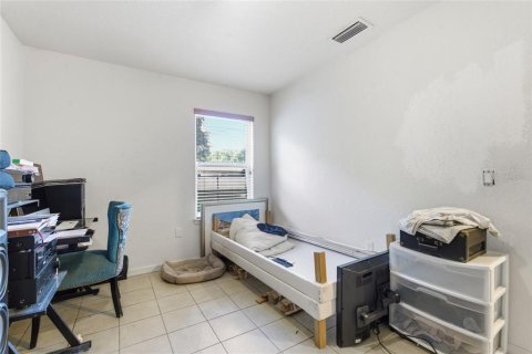House in Tampa, Florida 3 bedrooms, 109.25 sq.m. № 2215094 - photo 17