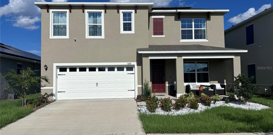House in Lake Alfred, Florida 5 bedrooms, 241.64 sq.m. № 1913202