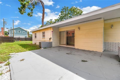 Villa ou maison à vendre à Saint Petersburg, Floride: 3 chambres, 95.32 m2 № 1857686 - photo 9