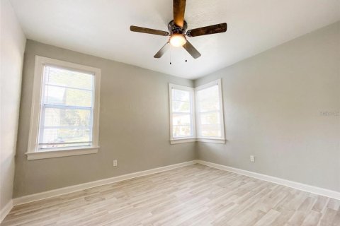 Casa en alquiler en Tampa, Florida, 2 dormitorios, 98.76 m2 № 1840641 - foto 16