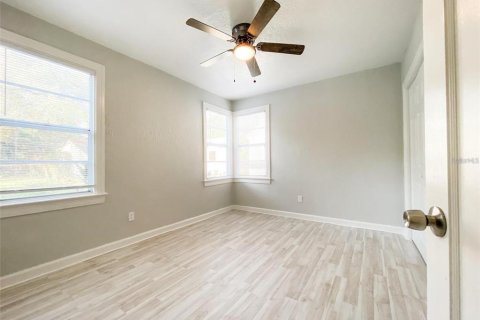 Casa en alquiler en Tampa, Florida, 2 dormitorios, 98.76 m2 № 1840641 - foto 17