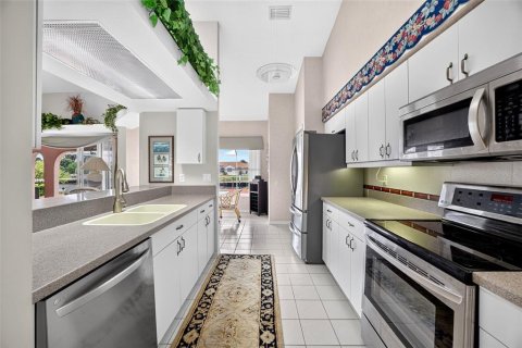 Villa ou maison à vendre à Punta Gorda, Floride: 3 chambres, 172.89 m2 № 2408519 - photo 10