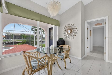 Villa ou maison à vendre à Punta Gorda, Floride: 3 chambres, 172.89 m2 № 2408519 - photo 12