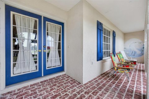 Villa ou maison à vendre à Punta Gorda, Floride: 3 chambres, 172.89 m2 № 2408519 - photo 4