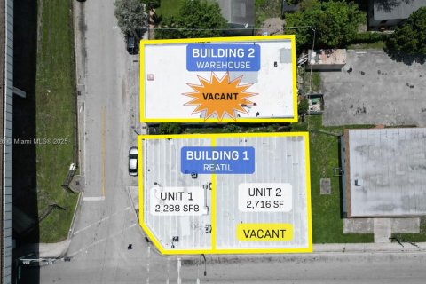 Commercial property in Miami, Florida № 1962327 - photo 3