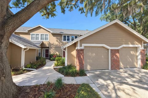 Condo in Altamonte Springs, Florida, 2 bedrooms  № 2433776 - photo 17