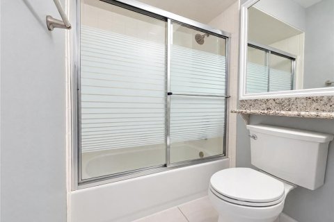 Condo in Altamonte Springs, Florida, 2 bedrooms  № 2433776 - photo 10