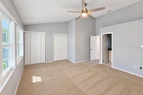 Condo in Altamonte Springs, Florida, 2 bedrooms  № 2433776 - photo 11