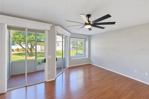 Condo in Altamonte Springs, Florida, 2 bedrooms  № 2433776 - photo 3