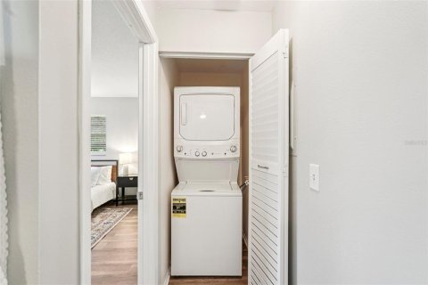 Купить кондоминиум в Венеция, Флорида 6 комнат, 98.85м2, № 1898654 - фото 21